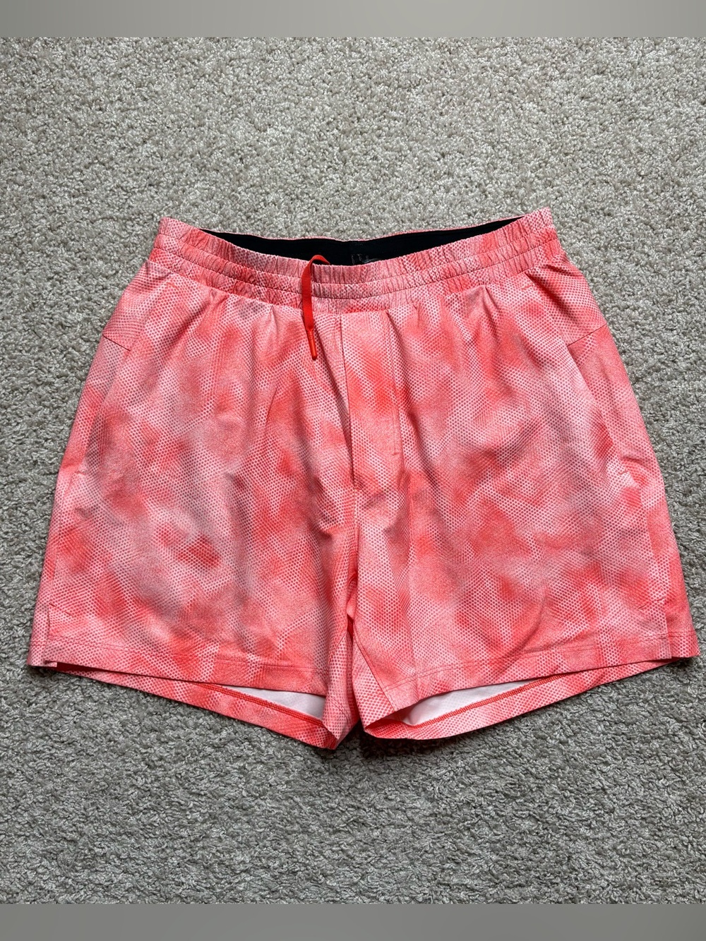 Lululemon Channel Cross Swim Short *5"